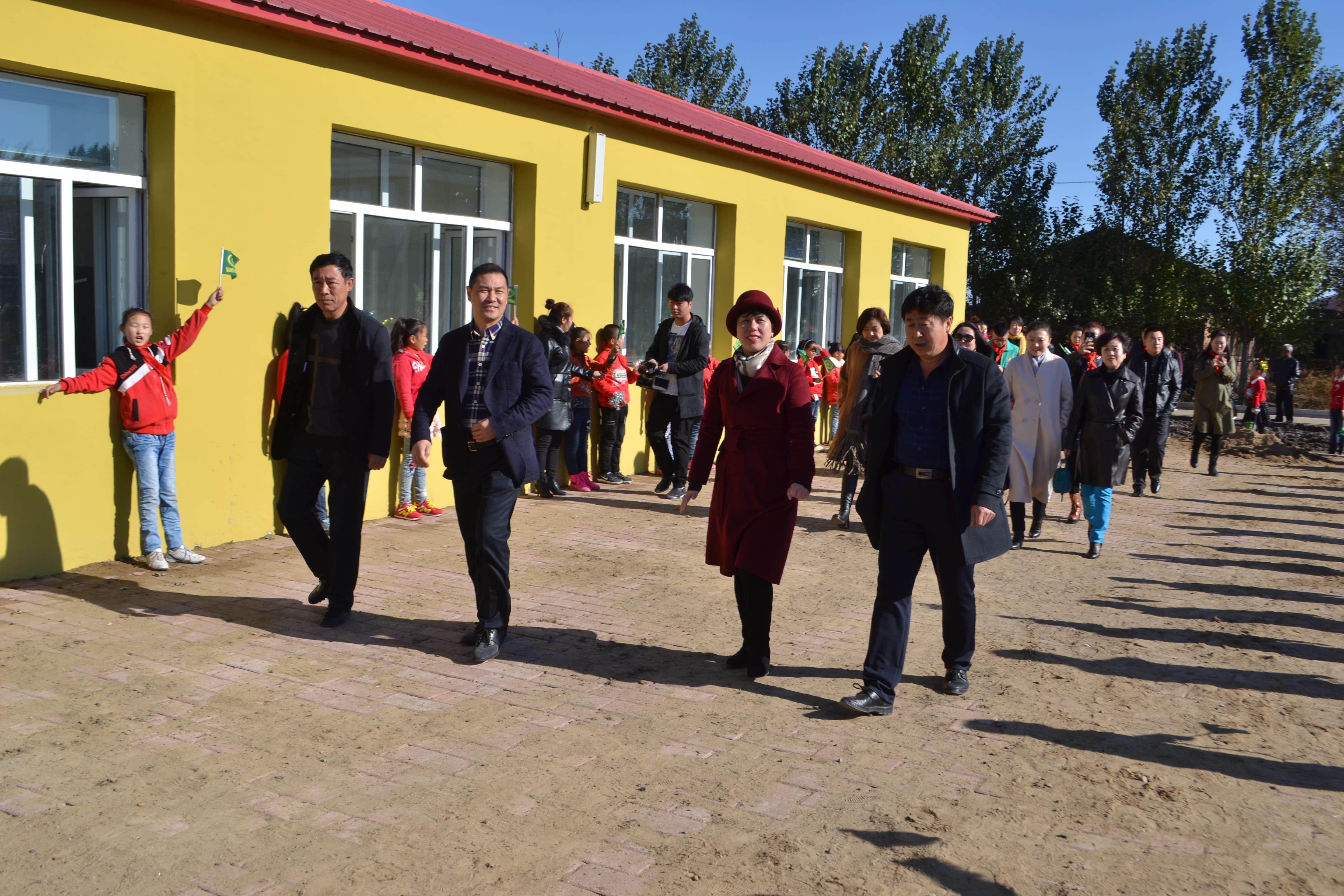 第71所 绥化市兰西县奋斗乡米兰milan(中国)蔡立影小学 第71所 绥化市兰西县奋斗乡米兰milan(中国)蔡立影小学