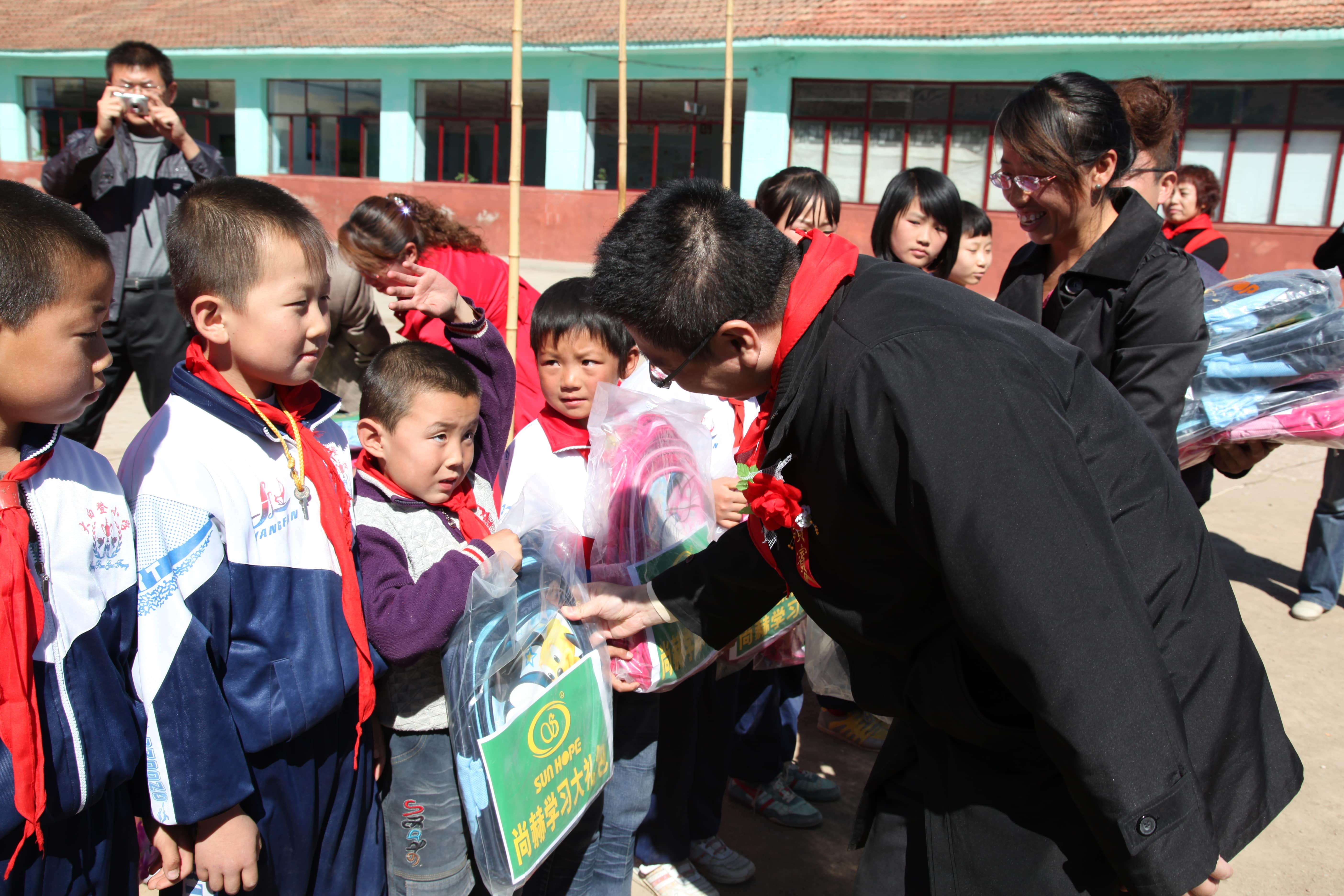 第11所 大同市大白登米兰milan(中国)渠腊梅小学 第11所 大同市大白登米兰milan(中国)渠腊梅小学
