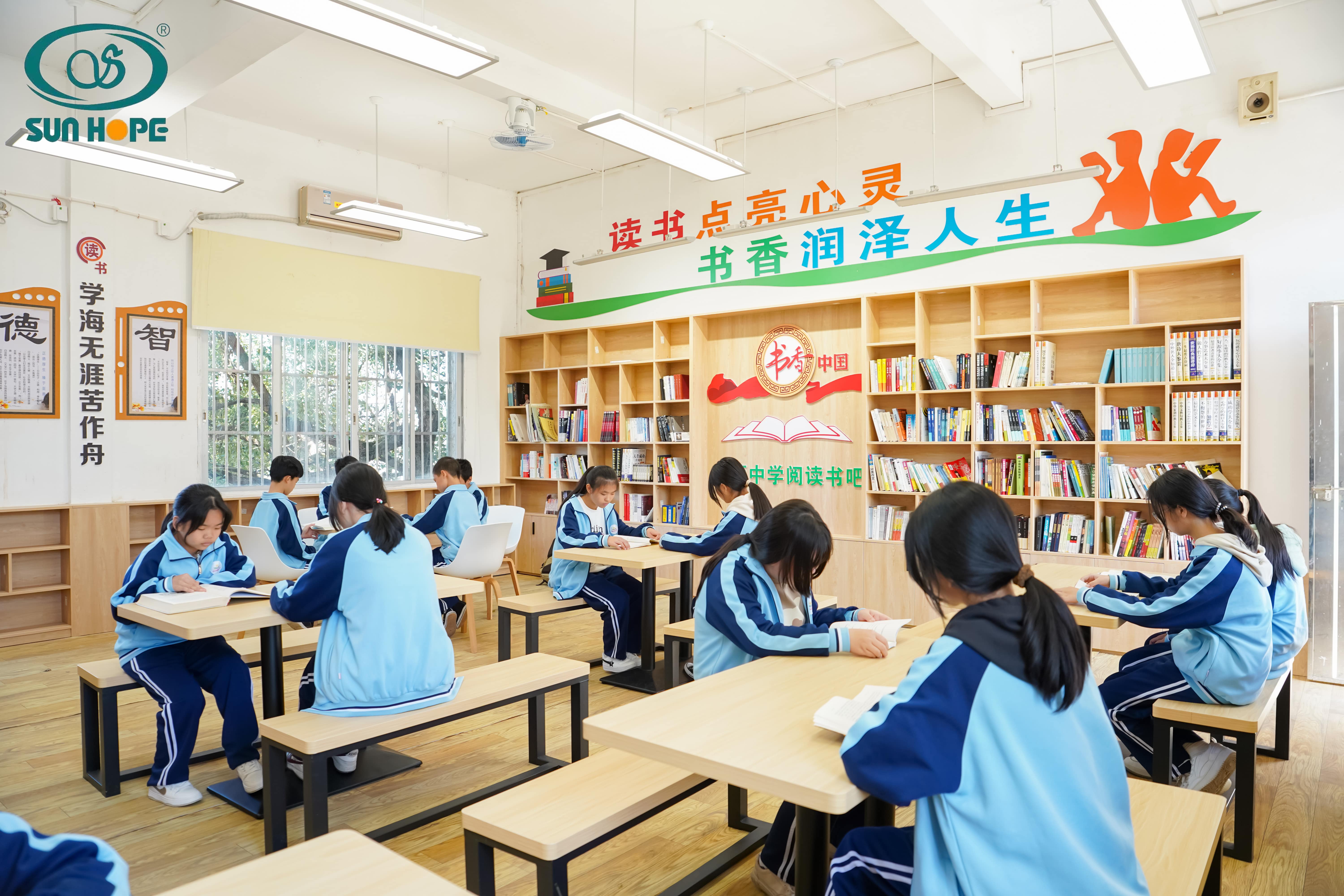 天津高校大学生记者走进米兰milan(中国)公益小学开展“书香悦读,筑梦成长”活动 天津高校大学生记者走进米兰milan(中国)公益小学开展“书香悦读,筑梦成长”活动